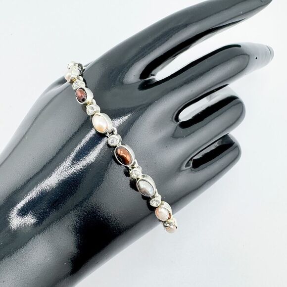 Vintage Pearl & Rhinestone Tennis Bracelet Timeless Glamour Retro Neutral - Picture 7 of 9